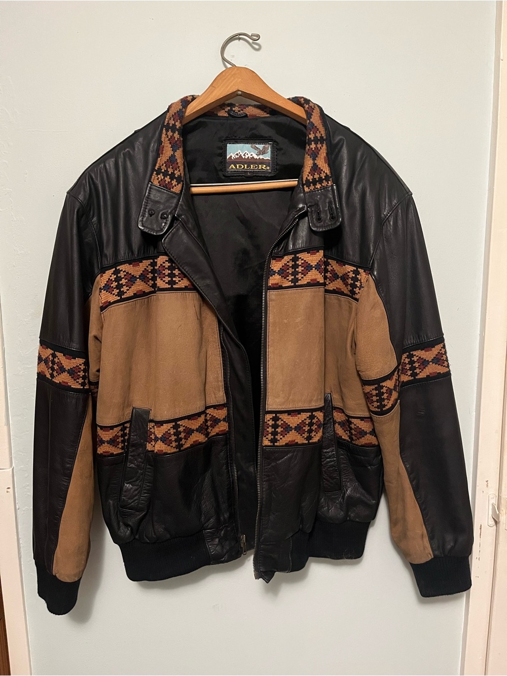 Vintage 90’s Black & Tan Leather Bomber Jacket with Southwestern Pattern - Picture 7 of 10